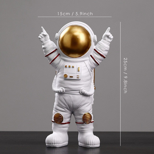 Resin Astronaut Figurines Fashion Spaceman With Moon Sculpture Decorative Miniatures Cosmonaut Statues Gift For Man & Boyfriend